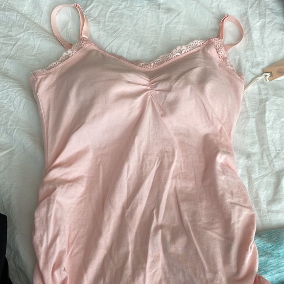 Jessica Simpson patted tank top maternity and old navy maternity shirts - Picture 6 of 6